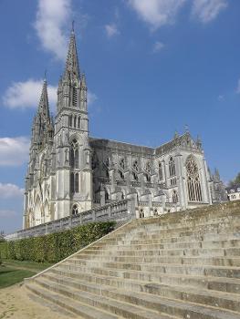 Basilique de La Chapelle-Montligeon (61)