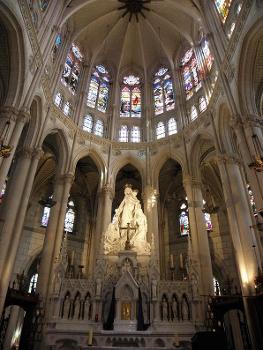 Choeur de la basilique de La Chapelle-Montligeon