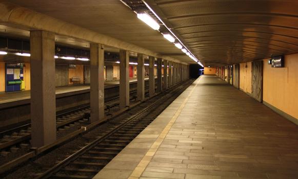 T-bane-Bahnhof Lindeberg