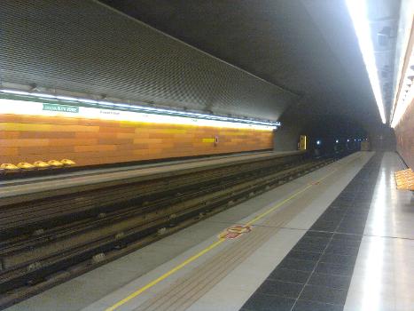 Metrobahnhof Lo Prado