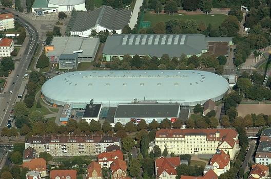 Luftbild von der Gunda-Niemann-Stirnemann-Halle in der Arnstädter Straße in Erfurt