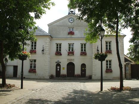 Ennery Town Hall