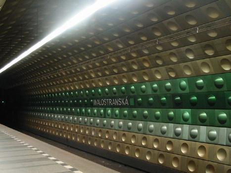 Station de métro Malostranská
