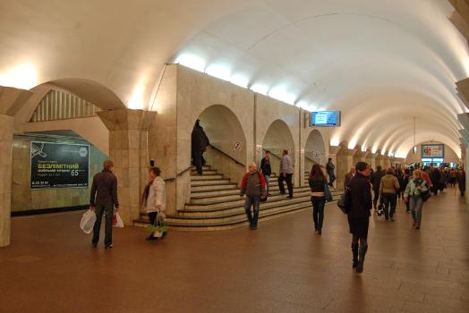 Metrobahnhof Maidan Nezalezhnosti