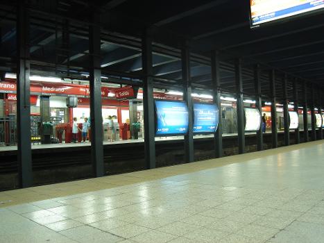 Metrobahnhof Medrano