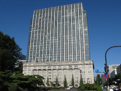 Meiji Yasuda Life Building