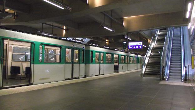 Metrobahnhof Front Populaire