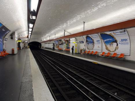 Riquet Metro Station