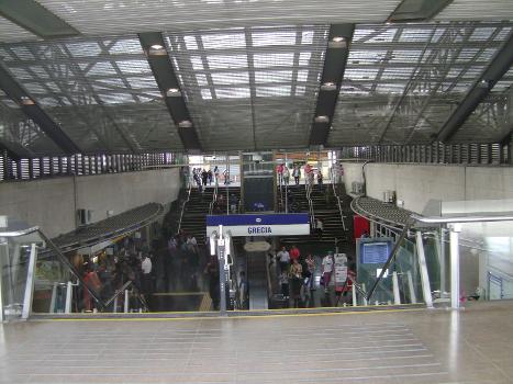 Metrobahnhof Grecia