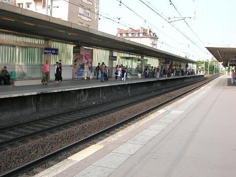 Bahnhof Nanterre - Ville