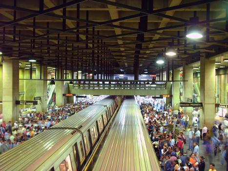 Plaza Venezuela Metro Station