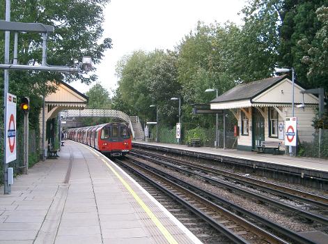 Northbound Northern Line train leaving West Finchley station:The station was originally opened on 1st March 1933 by the LNER with Northern Line services replacing the mainline steam trains on 14th April 1940