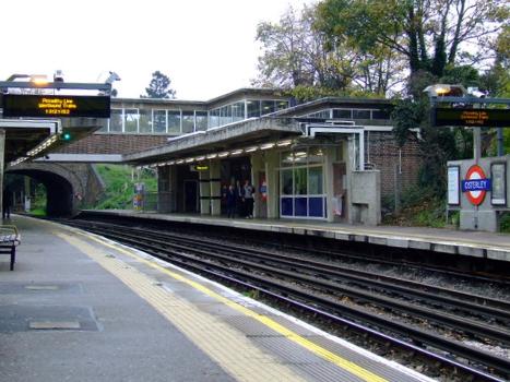 Osterley tube station