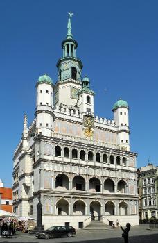 Altes Rathaus am Alten Ring (Marktplatz) in Posen (Poznań), errichtet 1404 von Giovanni Battista di Quadro