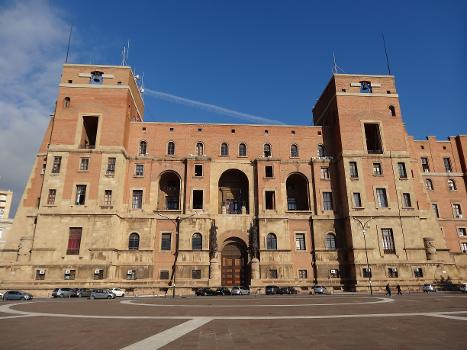 Palazzo del Governo, Taranto