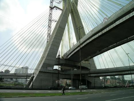 Pont Octávio Frias de Oliveira