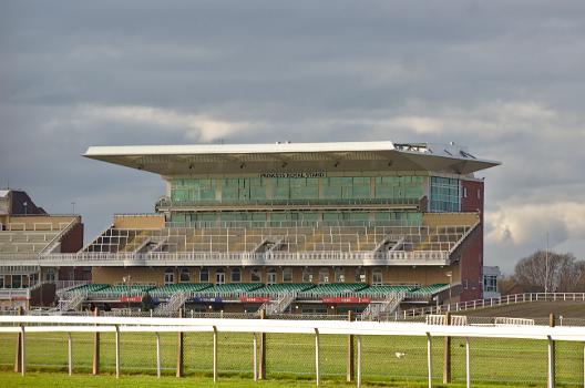 Aintree Racecourse : This stand, facing the home straight, was opened in 1998. View from Melling Road.