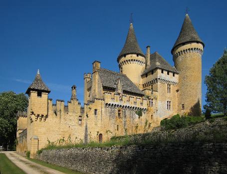Chateau de Puymartin near the village of Sarlat, Dordogne/France