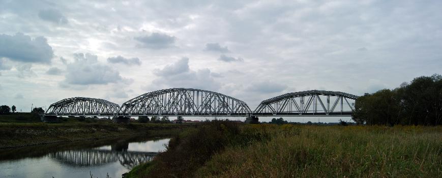 Eisenbahnbrücke Przylasek Rusiecki
