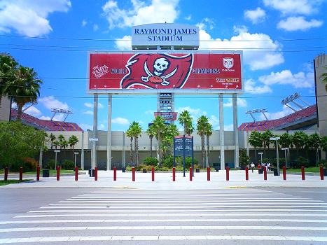 Raymond James Stadium - Tampa