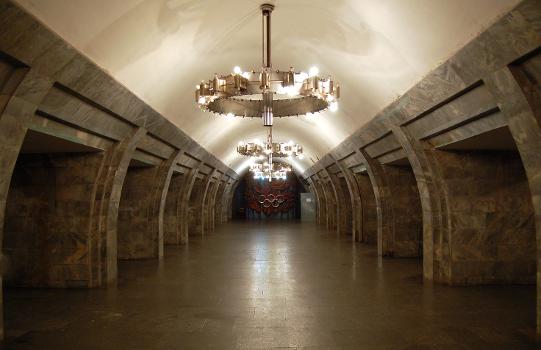 Metrobahnhof Olimpiiska