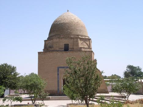Ruhabad-Mausoleum