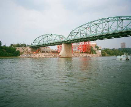 Walterdale-Brücke