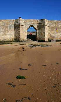 Sandwell Gate