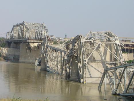 Pont d'Al-Sarafiyah - Bagdad
