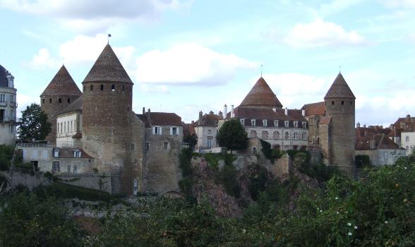 Schloss Semur-en-Auxois