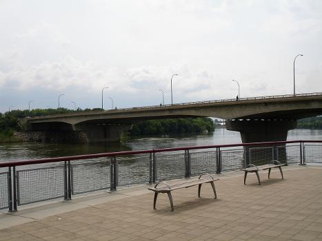 Senator Sid Buckwold Bridge (formerly Idylwyld Bridge) in Saskatoon, Saskatchewan
