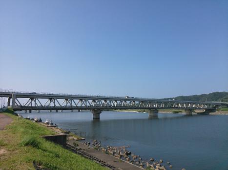 Shin-Gounokawa-Brücke