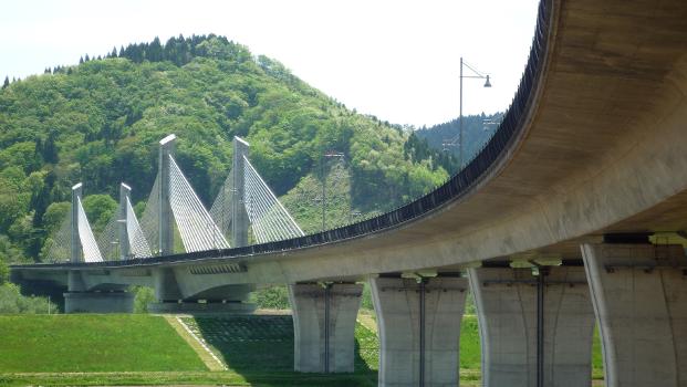 Shōyō Bridge