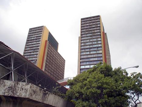 Simon Bolivar Center I