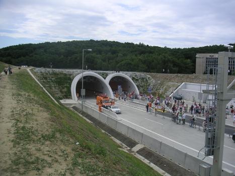 Sitina tunnel in Bratislava, Slovakia, northern entrance. Taken at the opening day on 23 June 2007