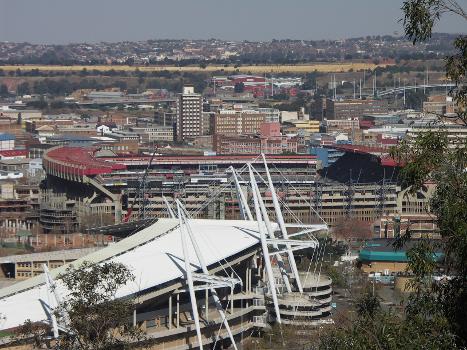 Ellis Park (avec le toit rouge) - Johannesburg