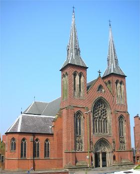 Cathédrale Saint-Chad (Birmingham, Angleterre)(photographe: Oosoom)