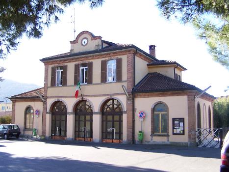 Paratico Sarnico Railway Station
