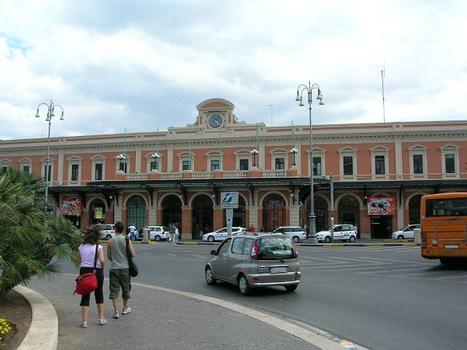 Gare centrale de Bari