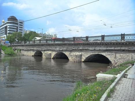 Pont de pierre Iekaterinbourg