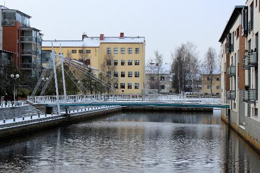 Tervaraitti bridge, a cable-stayed pedestrian bridge from Meritulli neighbourhood to Kiikeli island, in Oulu