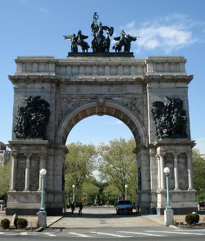 The Soldiers' and Sailors' Arch - New York