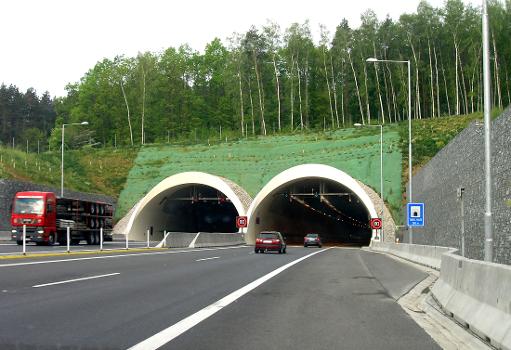 Valík tunnel at D5 highway near Plzeň, Czech Republic(photographer: Packa) : Valík tunnel at D5 highway near Plzeň, Czech Republic (photographer: Packa)