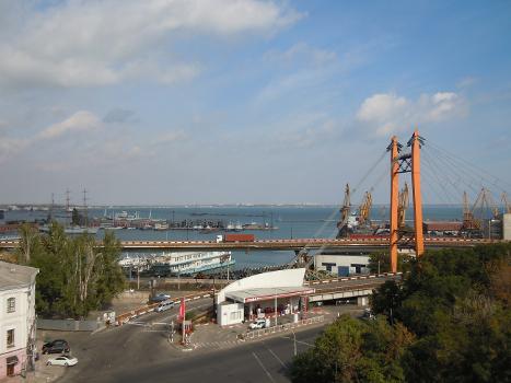 Schrägseilbrücke im Seehafen von Odessa