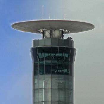 Aéroport Charles de Gaulle - Tour de contrôle à l'aérogare 2