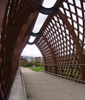 Viikki Bridge, Helsinki, Finland:Bridge designed by architect Juhani Pallasmaa.