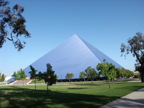 Walter Pyramid