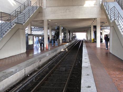 West Falls Church station as seen from near the outbound end of the platform, facing inbound