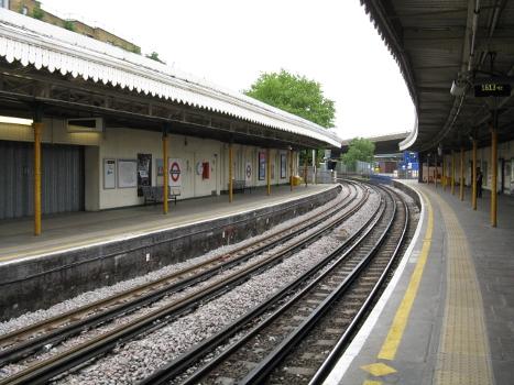 Westbourne Park Underground Station