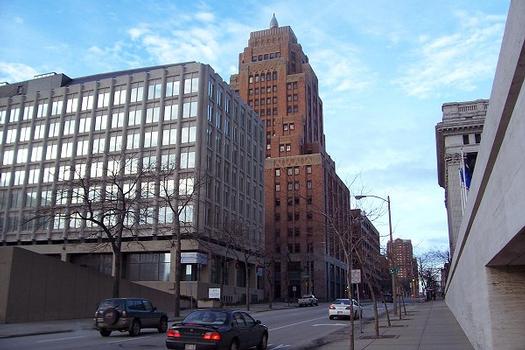 Wisconsin Gas Building - Milwaukee